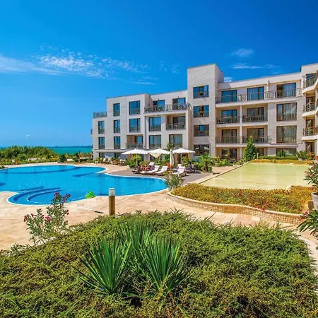 Beachfront One Bedroom Diamond Sarafovo студио в Diamond сарафово Apartmán *