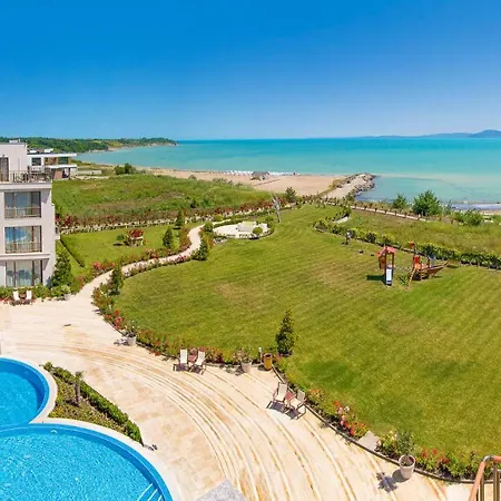 Beachfront One Bedroom Diamond Sarafovo студио в Diamond сарафово Burgas City