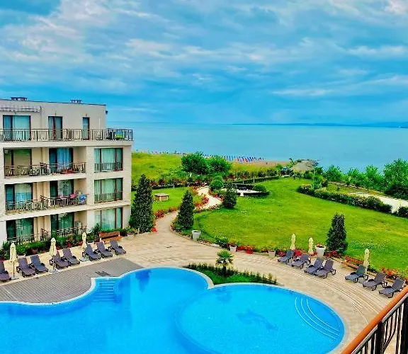 Apartment Beachfront One Bedroom Diamond Sarafovo студио в Diamond сарафово *