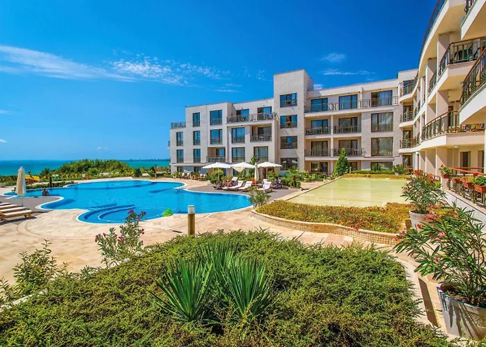 Beachfront One Bedroom Diamond Sarafovo студио в Diamond сарафово Apartment *